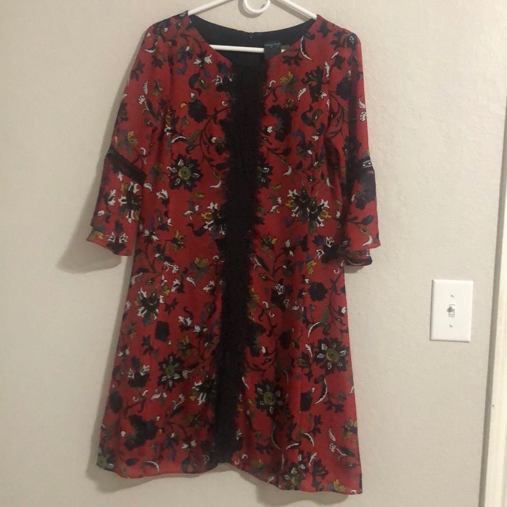 GABBY SKYKE Floral Dress
